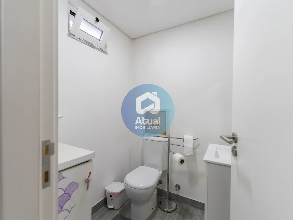 Moradia T2 para Venda em Azurem Foto 15