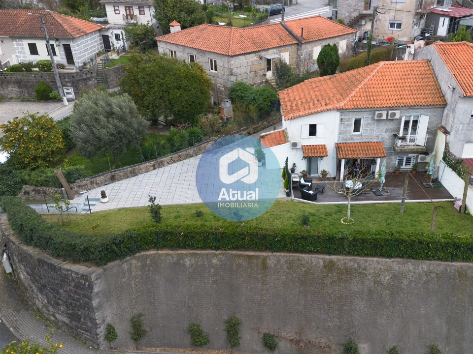 Moradia T2 para Venda em Azurem Foto 36