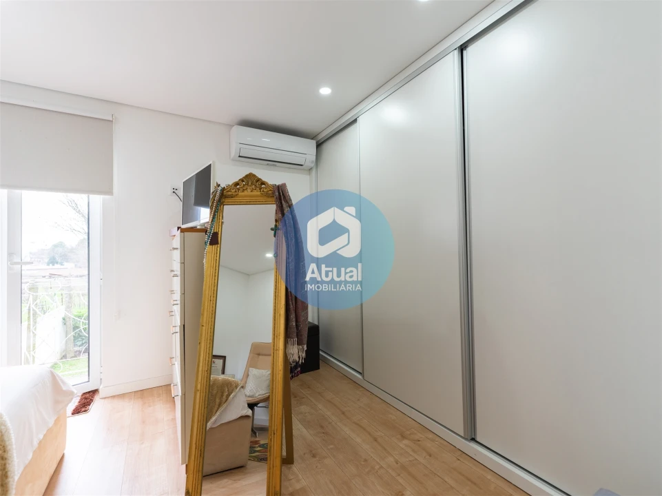 Moradia T2 para Venda em Azurem Foto 31
