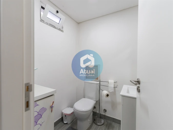 Moradia T2 para Venda em Azurem Foto 15
