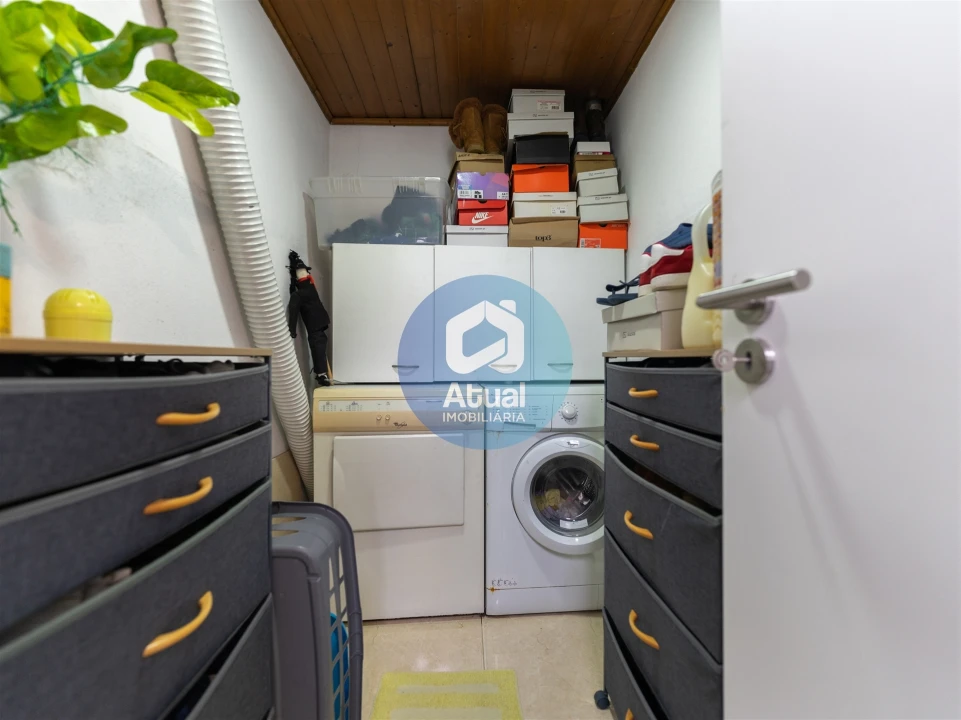 Moradia T2 para Venda em Azurem Foto 34