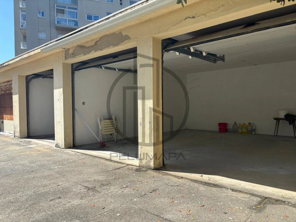 Garagem para Venda em Vila do Conde Foto 1