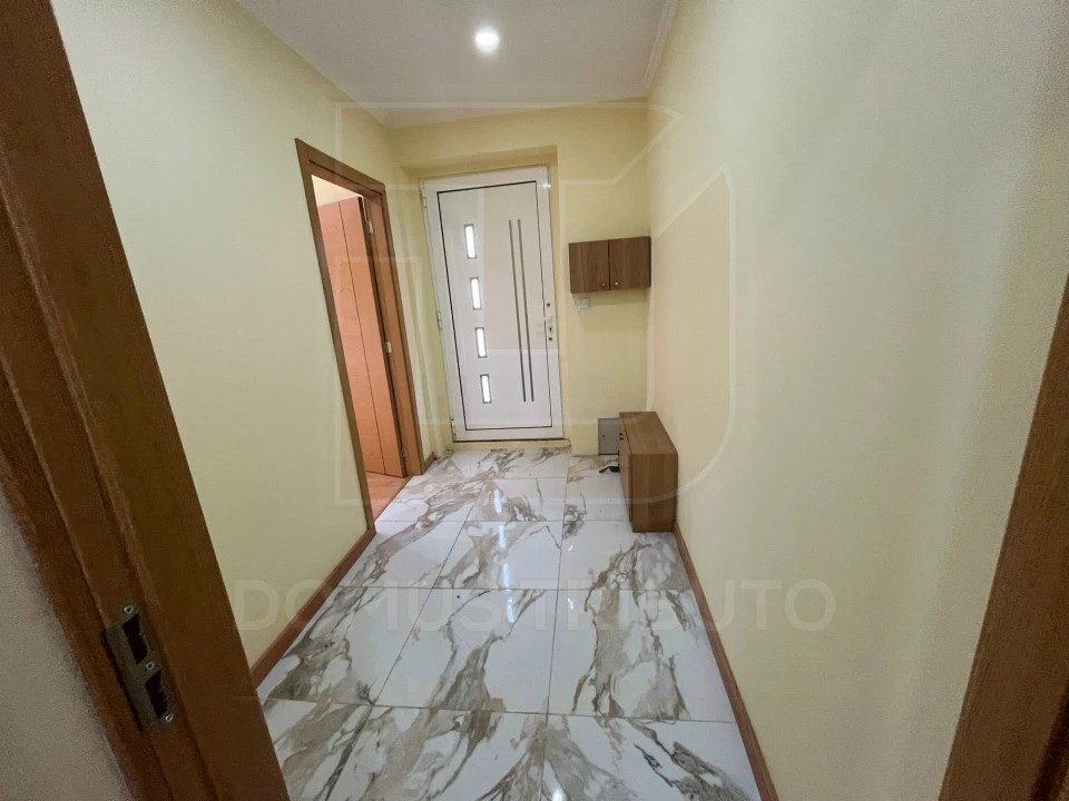 Moradia T2 para Venda em Campanhã Foto 5