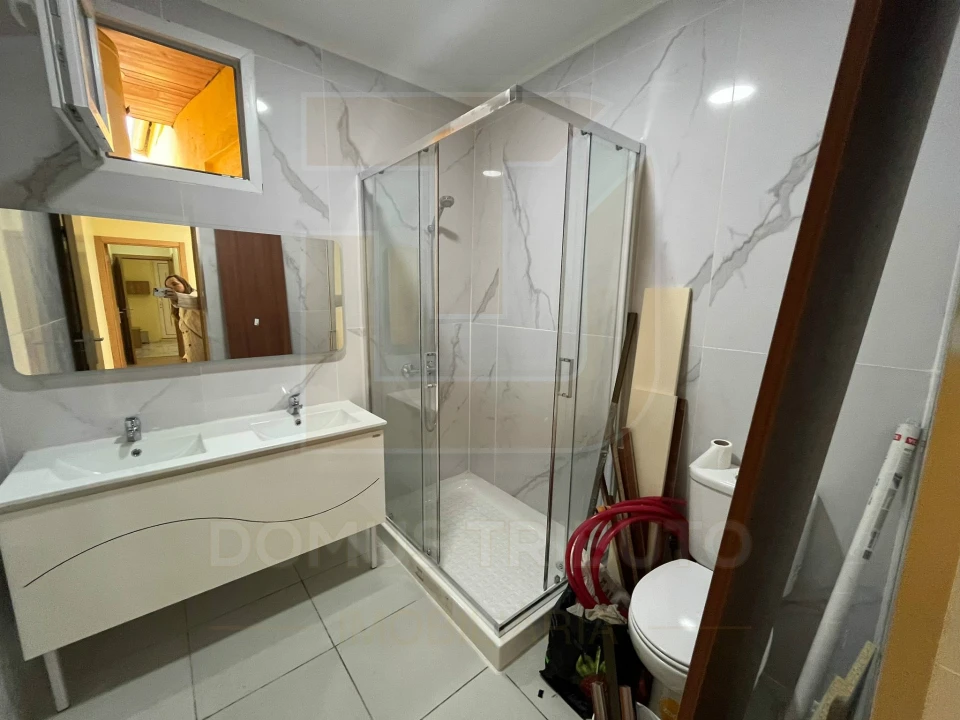 Moradia T2 para Venda em Campanhã Foto 17