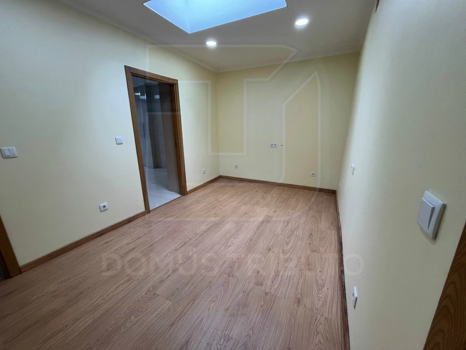 Moradia T2 para Venda em Campanhã Foto 11