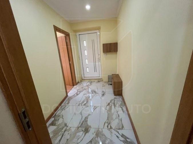 Moradia T2 para Venda em Campanhã Foto 5