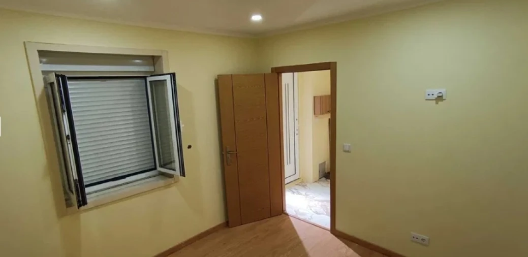 Moradia T2 para Venda em Campanhã Foto 23