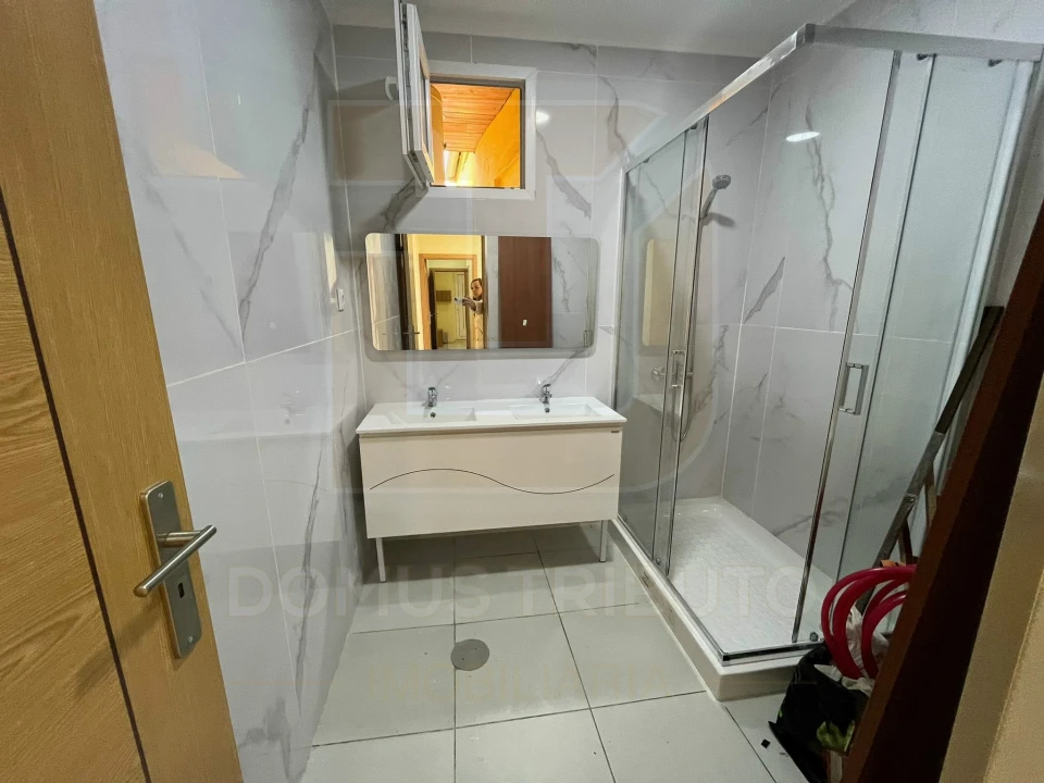 Moradia T2 para Venda em Campanhã Foto 16