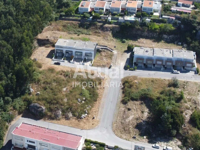 Terreno para Venda em Infias Foto 6