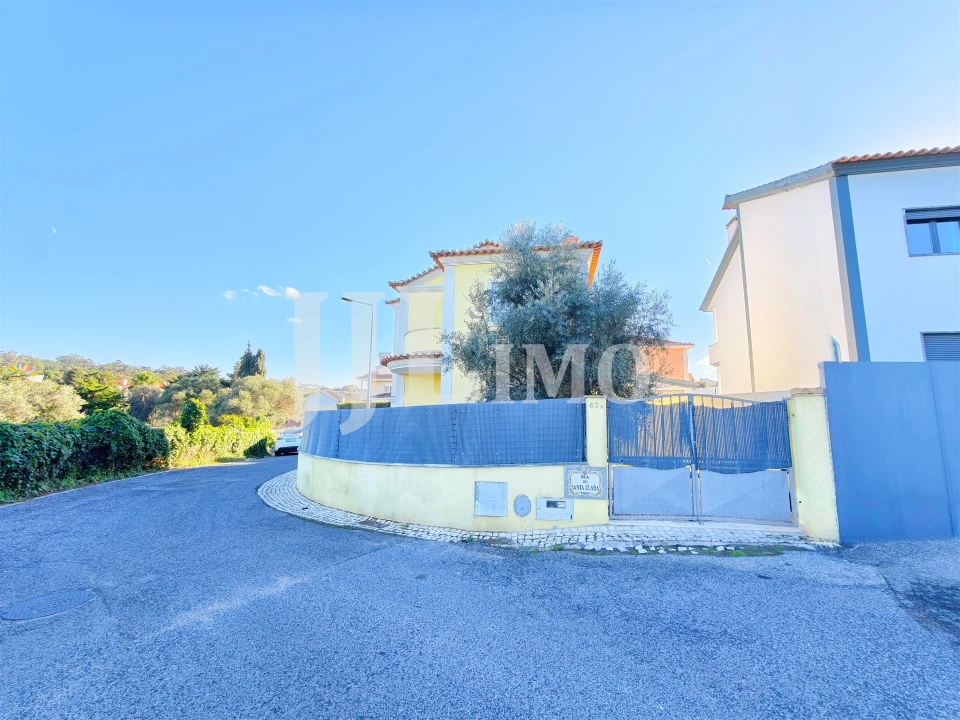 Moradia T3 para Venda em Cascais e Estoril Foto 3