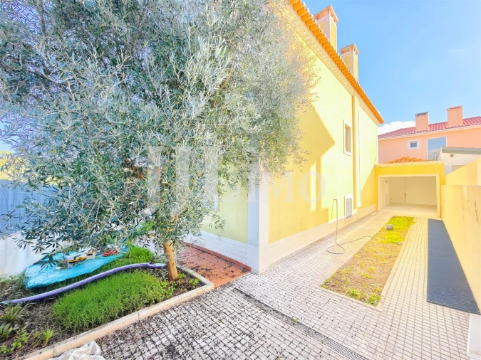 Moradia T3 para Venda em Cascais e Estoril Foto 5