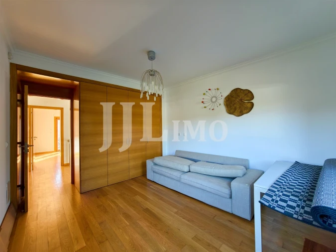 Moradia T3 para Venda em Cascais e Estoril Foto 22