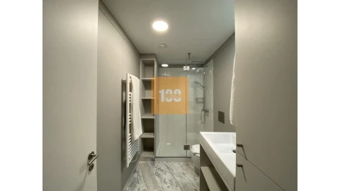 Apartamento para Venda em Cedofeita, Santo Ildefonso, Sé, Miragaia, São Nicolau e Vitória