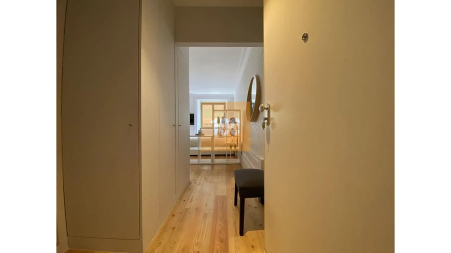 Apartamento para Venda em Cedofeita, Santo Ildefonso, Sé, Miragaia, São Nicolau e Vitória Foto 3