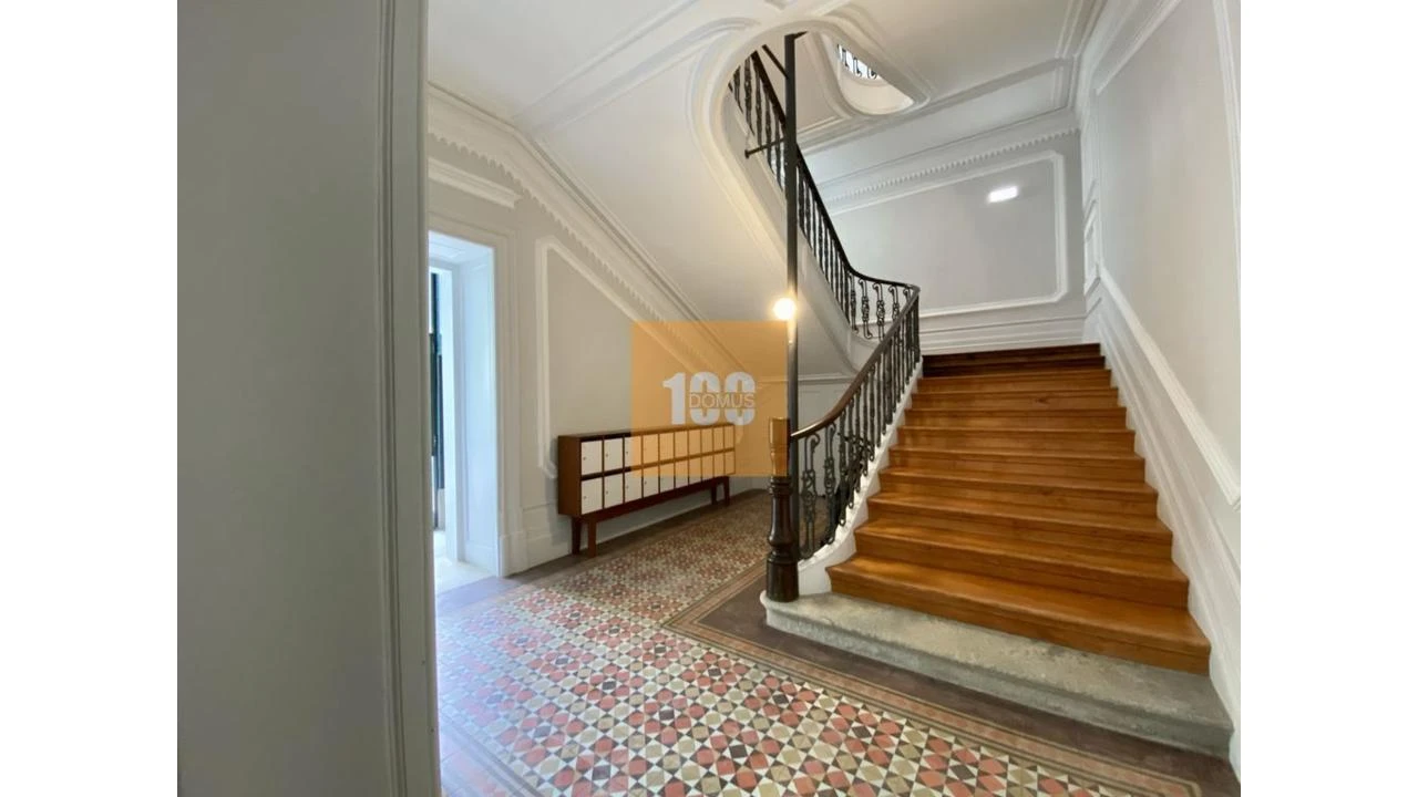 Apartamento para Venda em Cedofeita, Santo Ildefonso, Sé, Miragaia, São Nicolau e Vitória Foto 23