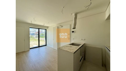 Apartamento T1 para Venda em Cedofeita, Santo Ildefonso, Sé, Miragaia, São Nicolau e Vitória