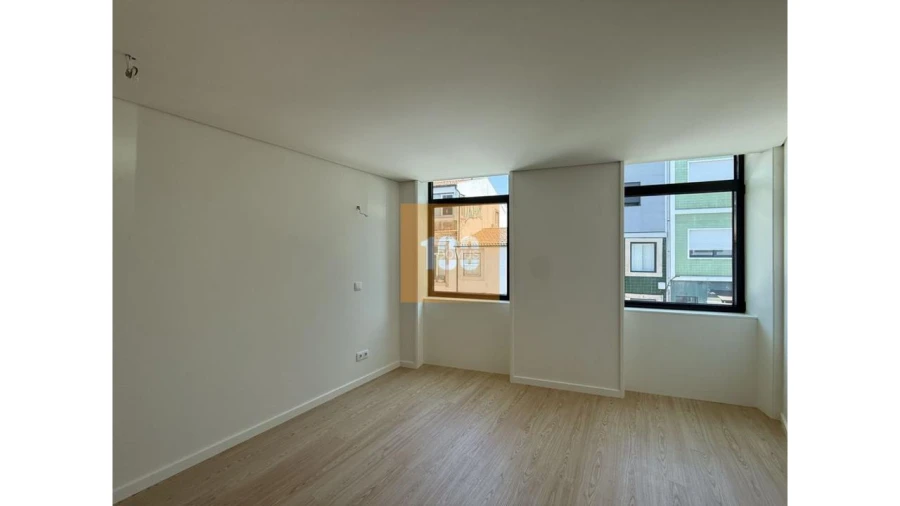 Apartamento T1 para Venda em Cedofeita, Santo Ildefonso, Sé, Miragaia, São Nicolau e Vitória Foto 19