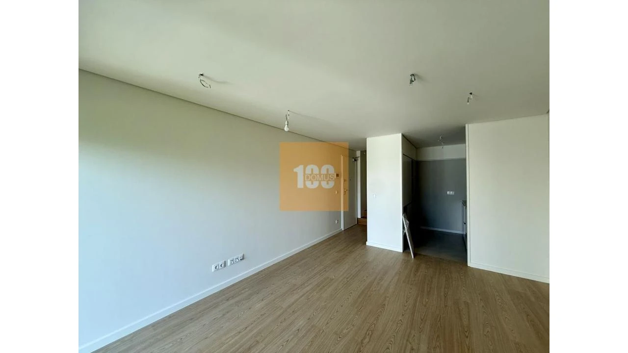 Apartamento T1 para Venda em Cedofeita, Santo Ildefonso, Sé, Miragaia, São Nicolau e Vitória Foto 10