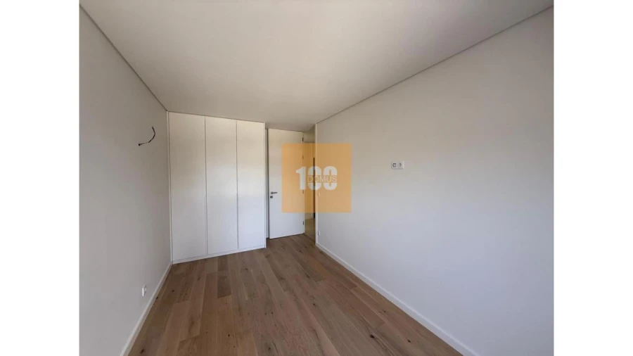 Apartamento T3 para Venda em Cedofeita, Santo Ildefonso, Sé, Miragaia, São Nicolau e Vitória Foto 13