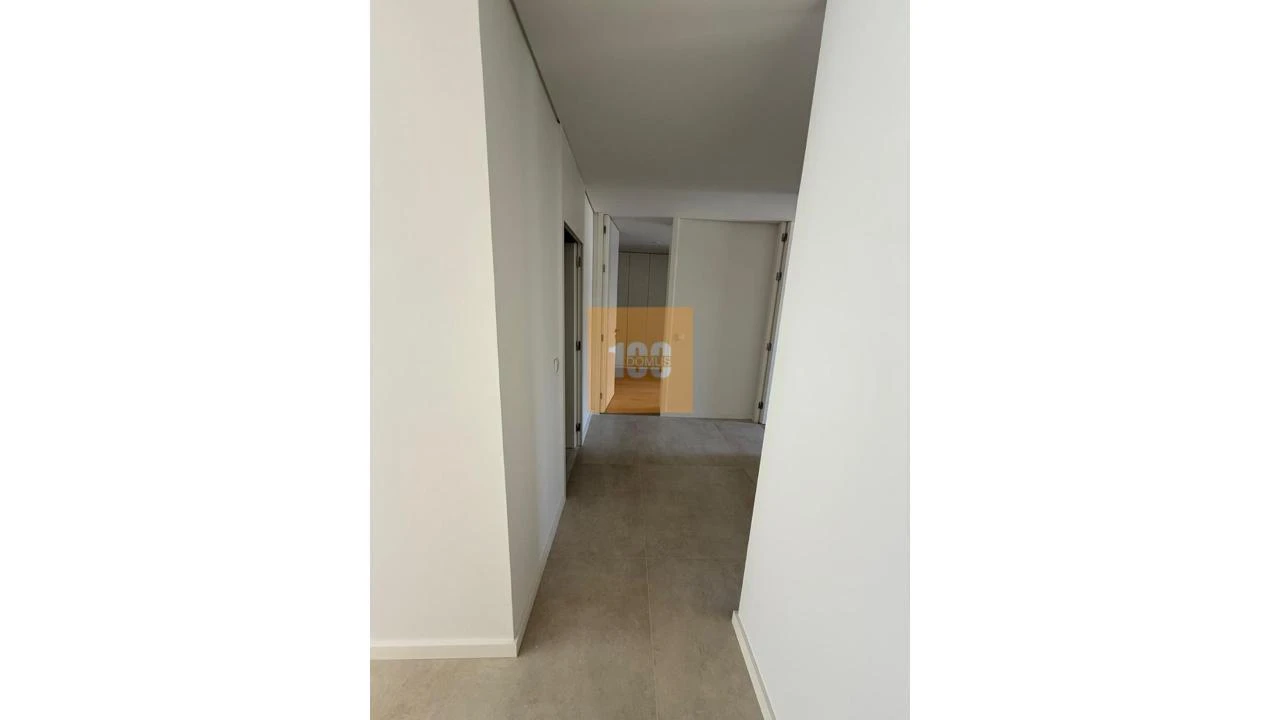 Apartamento T3 para Venda em Cedofeita, Santo Ildefonso, Sé, Miragaia, São Nicolau e Vitória Foto 10