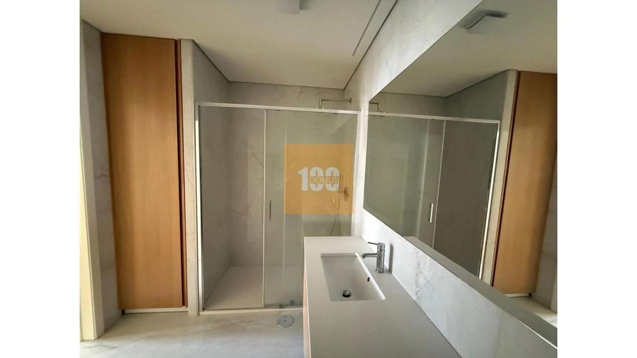 Apartamento T3 para Venda em Cedofeita, Santo Ildefonso, Sé, Miragaia, São Nicolau e Vitória Foto 17