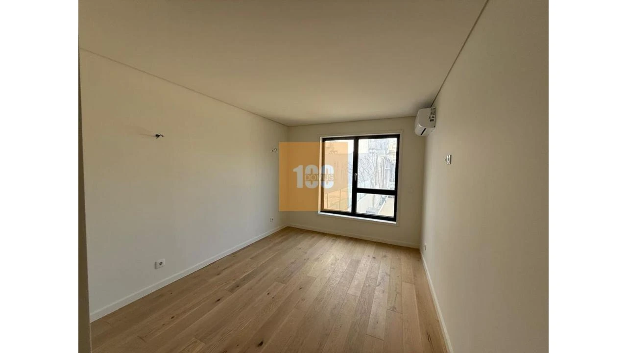 Apartamento T3 para Venda em Cedofeita, Santo Ildefonso, Sé, Miragaia, São Nicolau e Vitória Foto 20