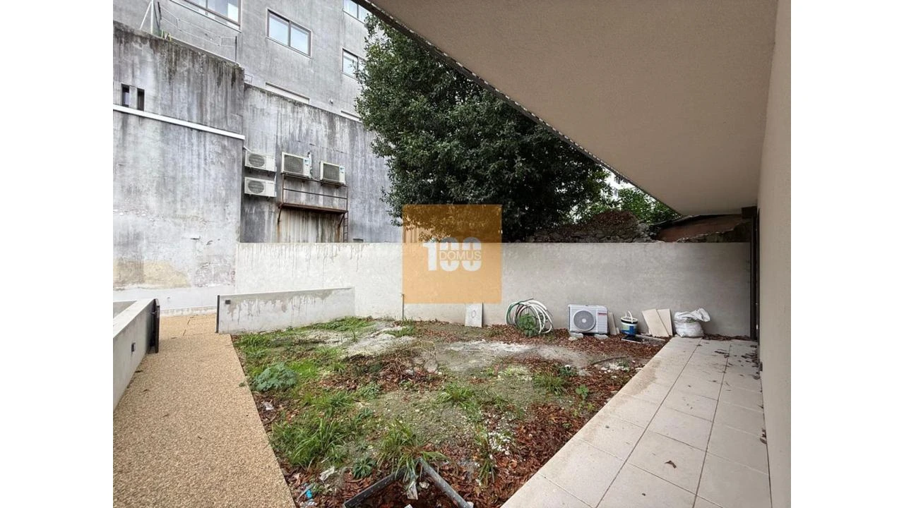 Moradia T2 para Venda em Cedofeita, Santo Ildefonso, Sé, Miragaia, São Nicolau e Vitória Foto 23