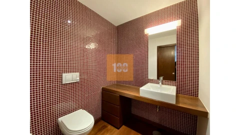 Moradia T5 para Venda em Gondomar (São Cosme), Valbom e Jovim