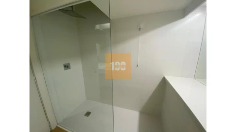 Apartamento T4 para Venda em São Mamede de Infesta e Senhora da Hora
