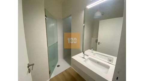 Apartamento T4 para Venda em São Mamede de Infesta e Senhora da Hora