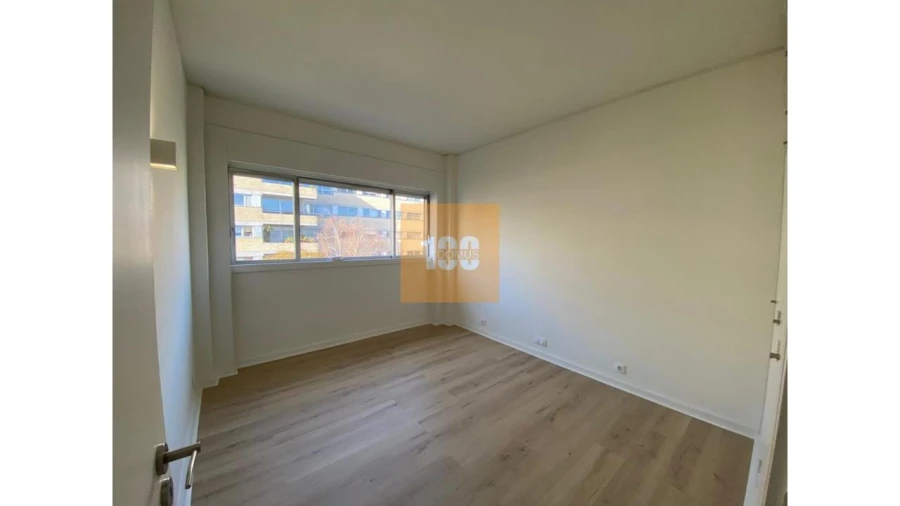 Apartamento T4 para Venda em São Mamede de Infesta e Senhora da Hora Foto 15