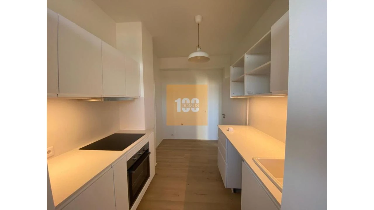 Apartamento T4 para Venda em São Mamede de Infesta e Senhora da Hora Foto 8