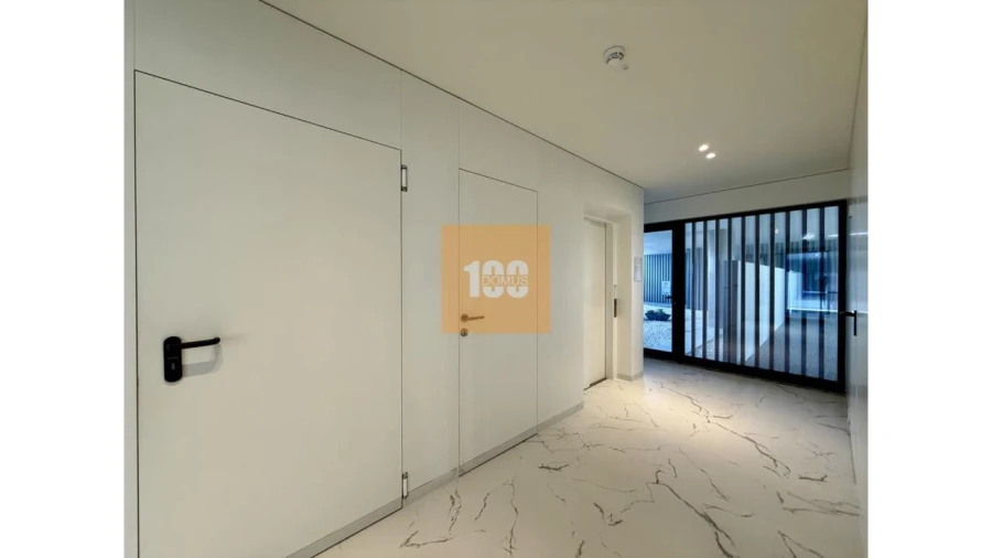 Apartamento T4 para Venda em Malta e Canidelo Foto 4