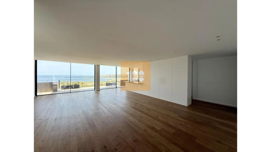 Apartamento T4 para Venda em Malta e Canidelo Foto 16