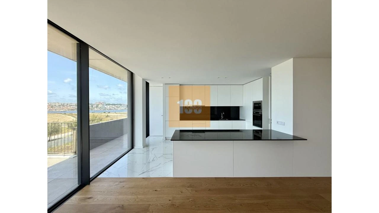 Apartamento T4 para Venda em Malta e Canidelo Foto 13