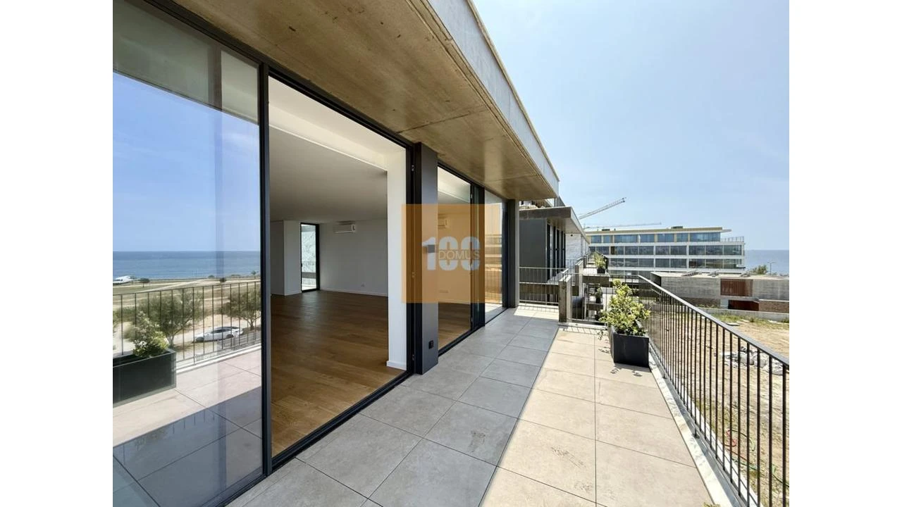 Apartamento T4 para Venda em Malta e Canidelo Foto 24