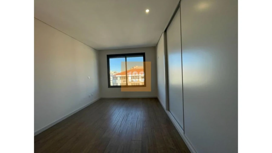 Apartamento T3 para Venda em Cedofeita, Santo Ildefonso, Sé, Miragaia, São Nicolau e Vitória Foto 21