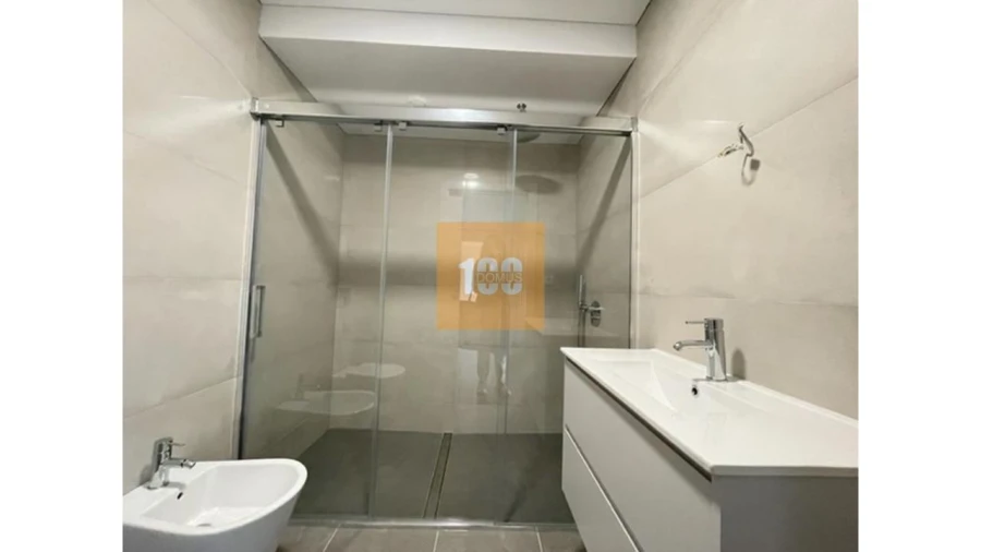 Apartamento T3 para Venda em Cedofeita, Santo Ildefonso, Sé, Miragaia, São Nicolau e Vitória Foto 14