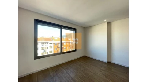 Apartamento T3 para Venda em Cedofeita, Santo Ildefonso, Sé, Miragaia, São Nicolau e Vitória