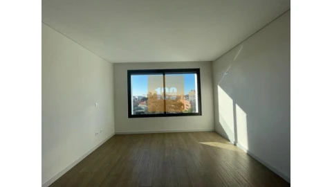 Apartamento T3 para Venda em Cedofeita, Santo Ildefonso, Sé, Miragaia, São Nicolau e Vitória
