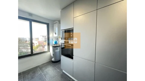 Apartamento T3 para Venda em Cedofeita, Santo Ildefonso, Sé, Miragaia, São Nicolau e Vitória