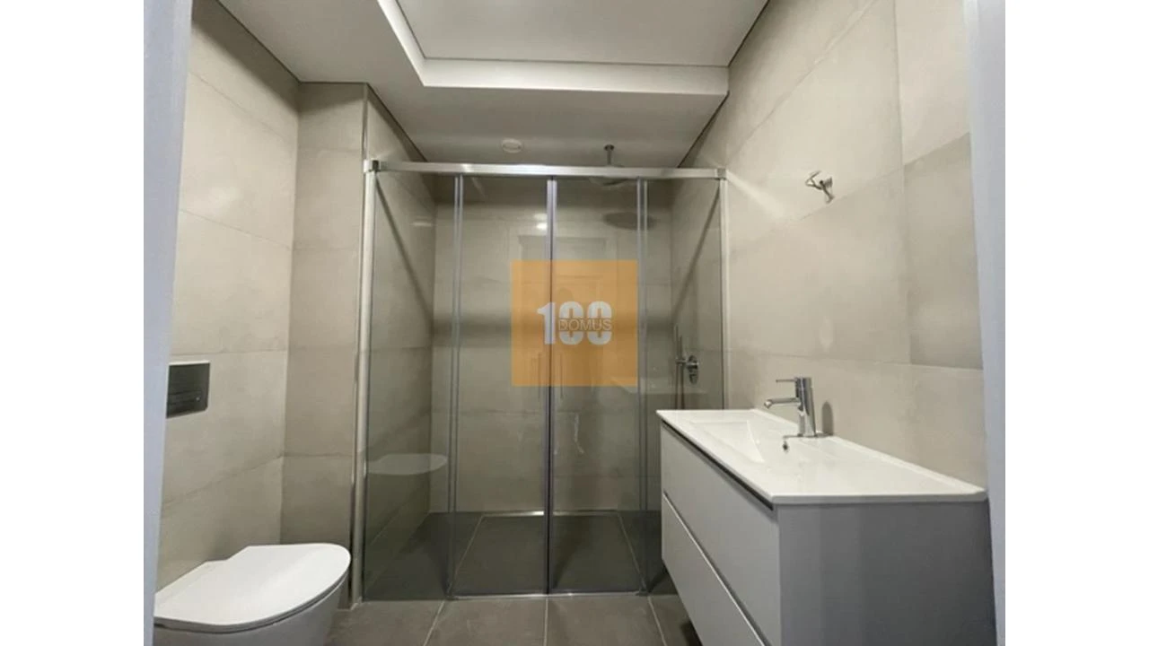 Apartamento T3 para Venda em Cedofeita, Santo Ildefonso, Sé, Miragaia, São Nicolau e Vitória Foto 24