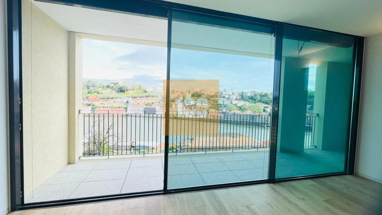 Apartamento T1 para Venda em Santa Marinha e São Pedro da Afurada Foto 14