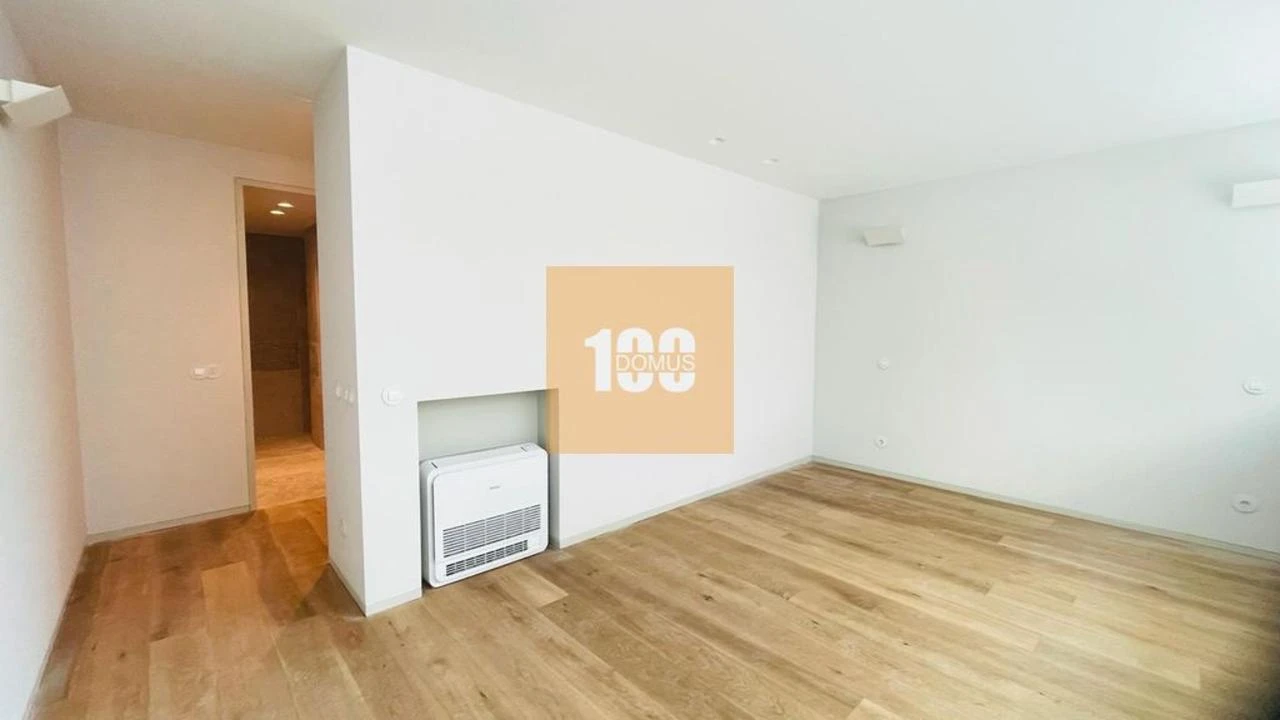 Apartamento T1 para Venda em Santa Marinha e São Pedro da Afurada Foto 27