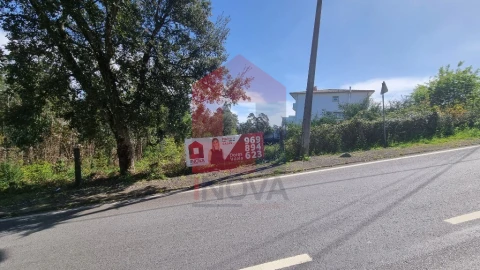 Terreno para Venda em Vila Verde e Barbudo