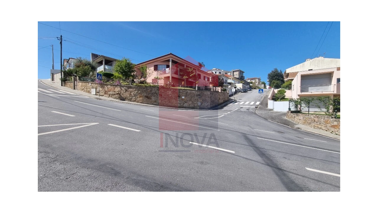 Terreno para Venda em Vila Verde e Barbudo Foto 12