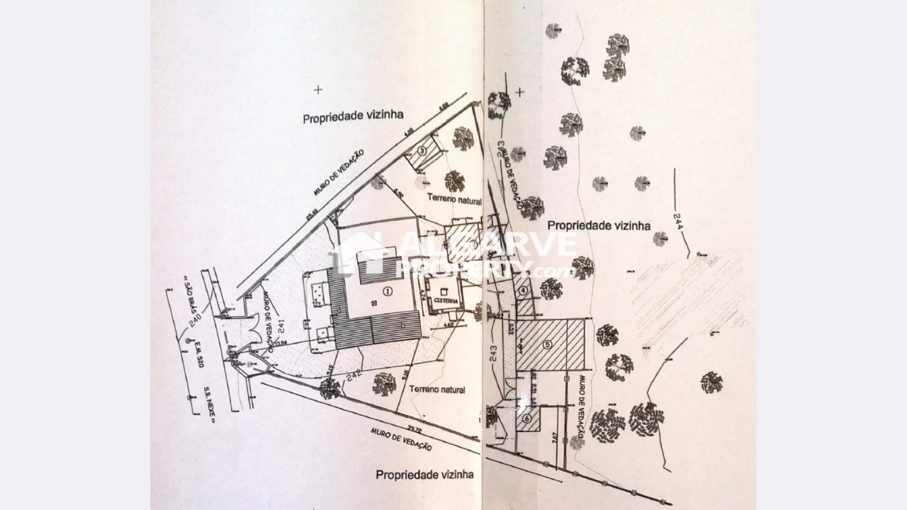 Moradia T4 para Venda em Santa Barbara de Nexe Planta 5