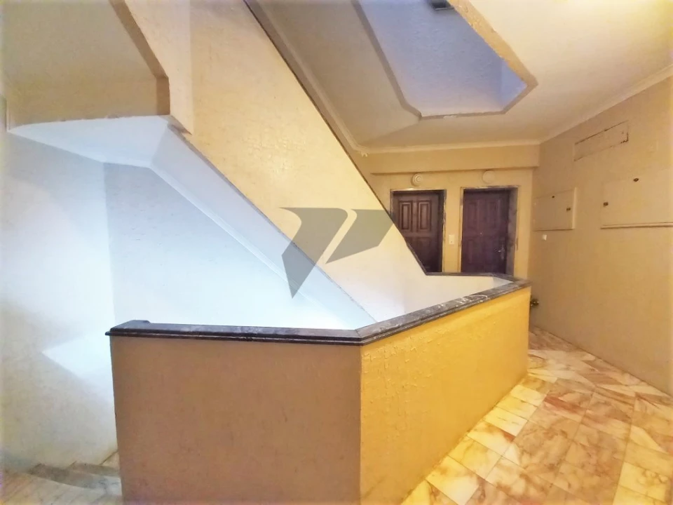 Apartamento T2 para Venda em Rio de Mouro Foto 21
