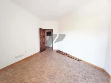Apartamento T2 para Venda em Rio de Mouro