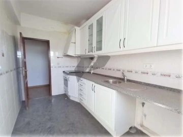 Apartamento T2 para Venda em Rio de Mouro